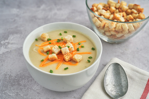Creamy Cauliflower Soup with Vegan Bellalodi Cheese