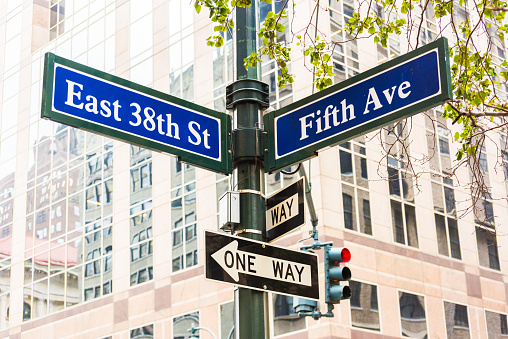 Street sign of Fifth Avenue (5th Ave) in Manhattan, New York City. USA.