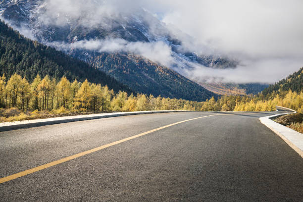 istock Mountain Road in Autumn 1447020253