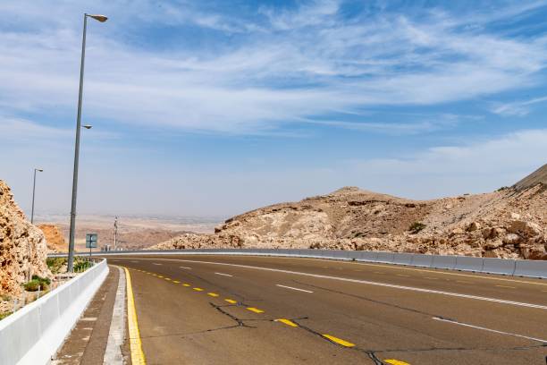 istock Jebel Hafeet, Al Ain, UAE 1447087093