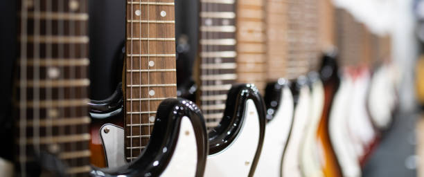 istock Many electric guitars lined up 1447126110