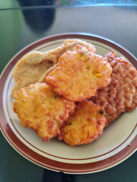 istock a plate of fried food 1447131576