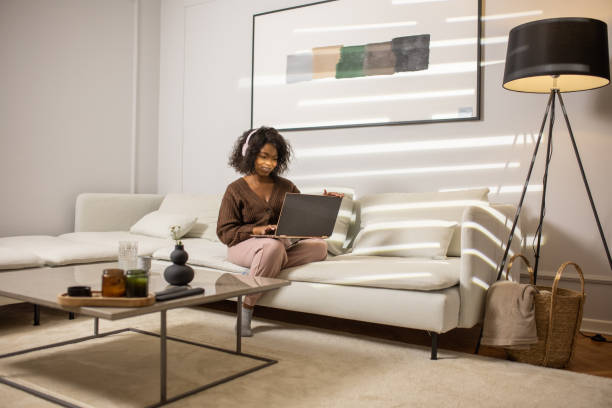 istock Woman working at home 1447182321