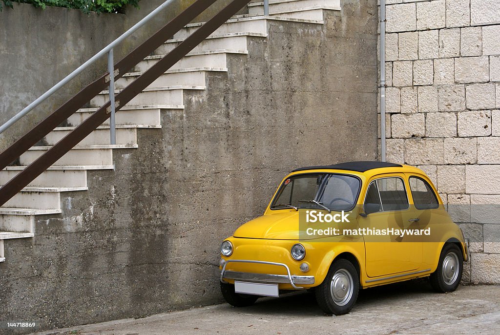 Italienische mini in rustikalem Ambiente - Lizenzfrei 500 Stock-Foto