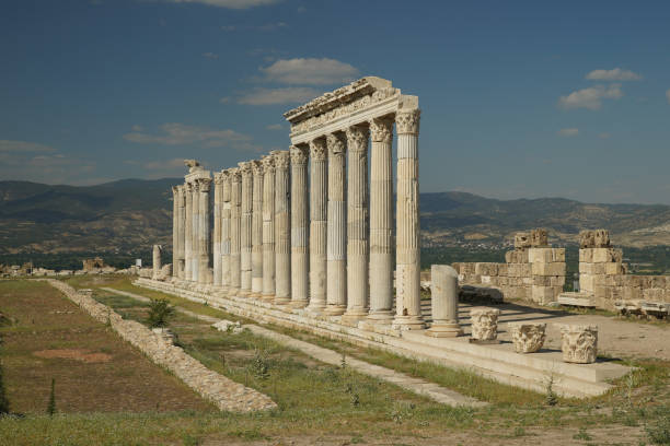istock Columns in Laodicea on the Lycus Ancient City in Denizli, Turkiye 1447196343