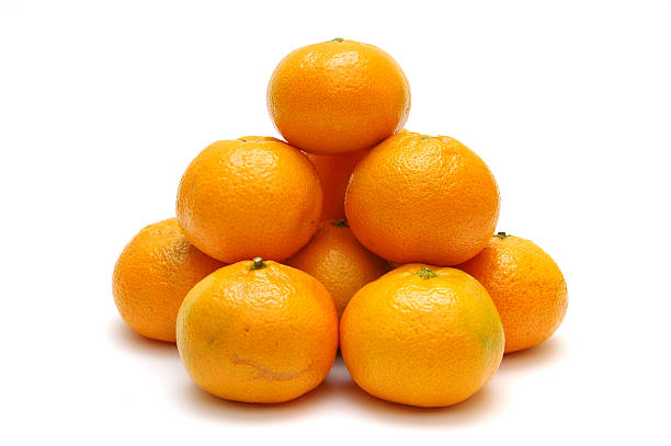 istock Tangerines in piramide 144720786