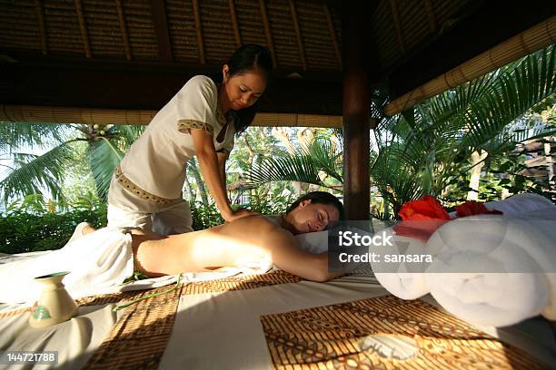 Massage Stockfoto und mehr Bilder von Alternative Behandlungsmethode - Alternative Behandlungsmethode, Bali, Berühren