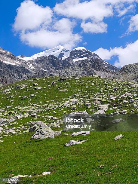 Berggipfel Tetnuld Stockfoto und mehr Bilder von Abenteuer - Abenteuer, Alpen, Berg