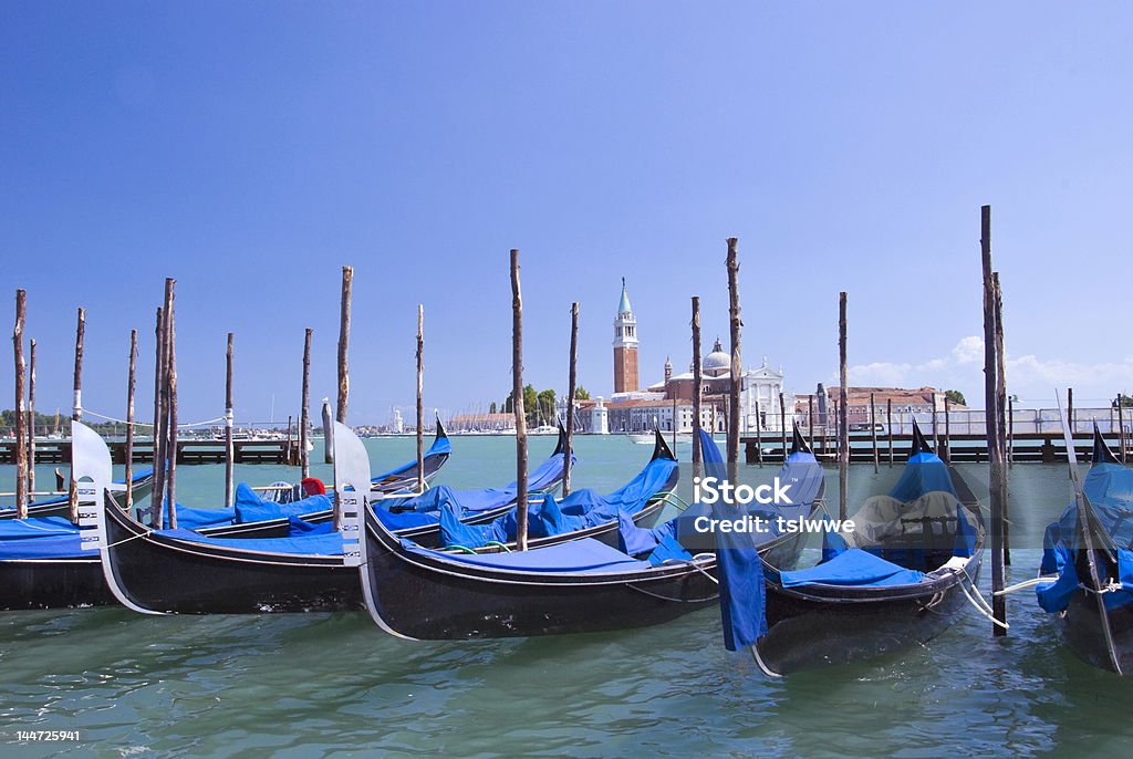 Gondolami w Wenecja, Włochy - Zbiór zdjęć royalty-free (Budowla mieszkaniowa)