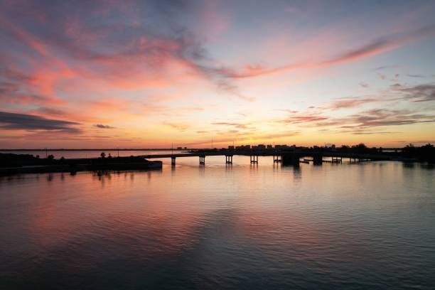 istock Drawbridge over Sarasota Bay during a colorful sunrise 1447311095