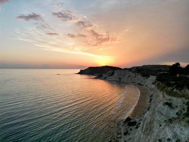istock Golden sunset over the ocean 1447317731