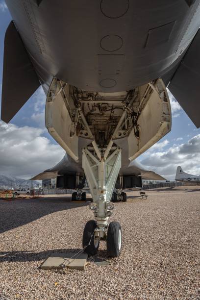 Vertical shot of the Air Force B-1 Bomber wheels at the Museum in Utah, United States Layton, United States – November 10, 2022: A vertical shot of the Air Force B-1 Bomber wheels at the Museum in Utah, United States b1 bomber stock pictures, royalty-free photos & images