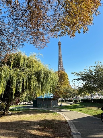 A beautiful view of an Eiffel tower