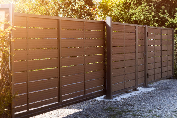 istock Entrance Sliding Gate with Metal Fence 1447332308