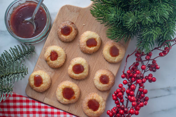 istock german christmas cookies 1447366119