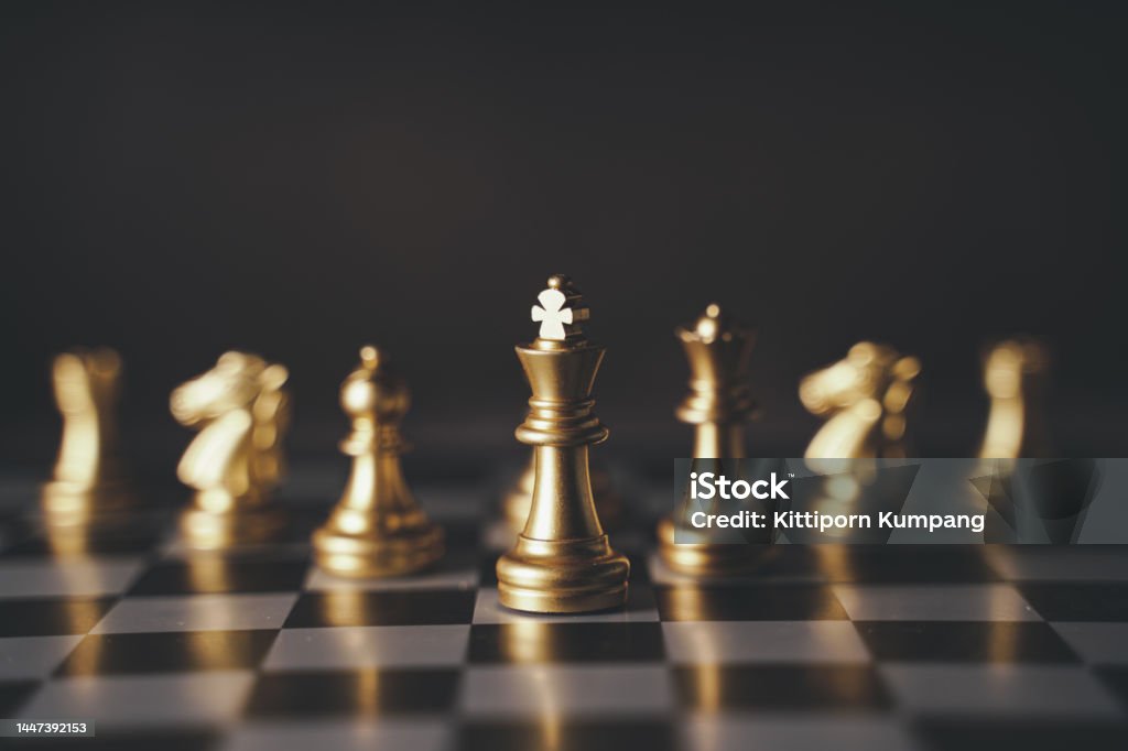 Chess Pieces On Chess Board Stock Illustration - Download Image Now -  Arranging, Bishop - Chess Piece, Challenge - iStock