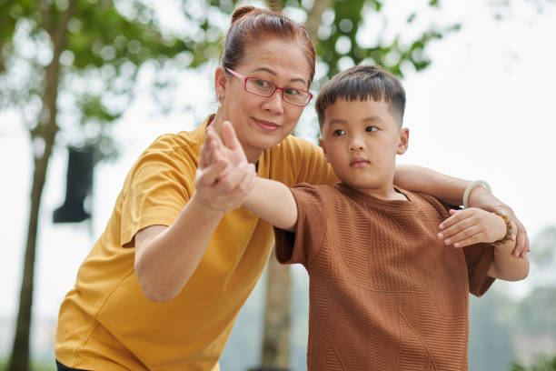 Supplement Patriotisk Agurk 160+ Asian Granny Playing With Her Grandchildren In The Park Stock Photos, Pictures & Royalty-Free Images - iStock Supplement Patriotisk Agurk 160+ Asian Granny Playing With Her Grandchildren In The Park Stock Photos, Pictures & Royalty-Free Images - iStock