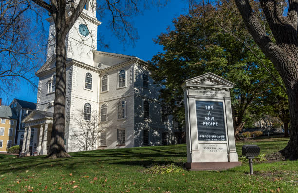 das erste gemeindehaus - first baptist meetinghouse stock-fotos und bilder