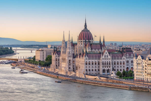istock Hungarian Parliament Building 1447576402