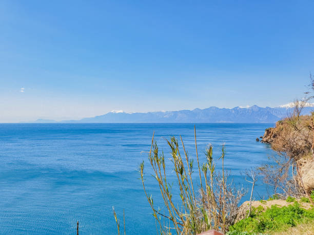 istock View of the sea and mountains 1447590911