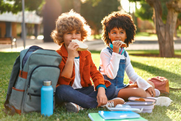 istock School children on the street 1447609985