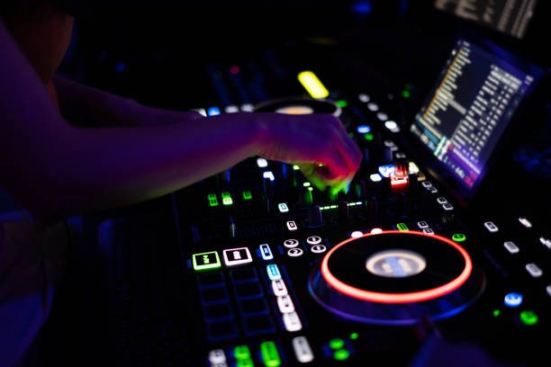 istock DJ Mixes The Track 1447650775