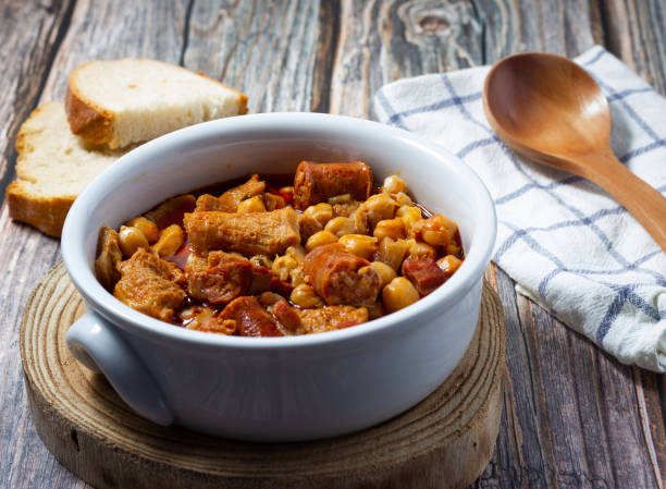 istock Tripe casserole with chickpeas. Winter comfort food. (Callos a la madrileña) 1447744683