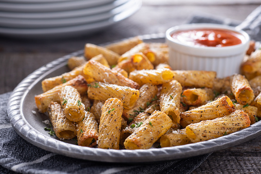 Fried Pasta (Rigatoni) Appetizer with Dipping Sauce