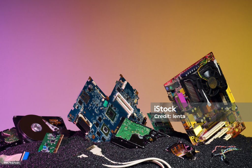 Old Computer Compontes Abandoned Old Computer Components Stock Photo - Download Image Now ...