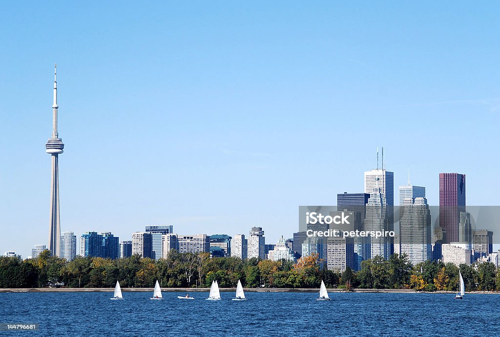 skyline von Toronto mit Segelbooten - Lizenzfrei Baum Stock-Foto