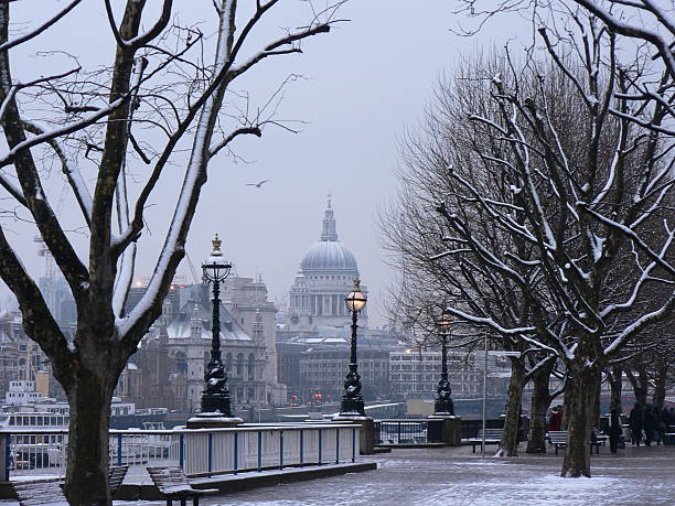 istock Winter in London 144799329