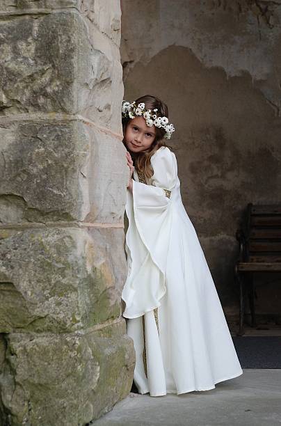 istock Beautiful girl 144800015