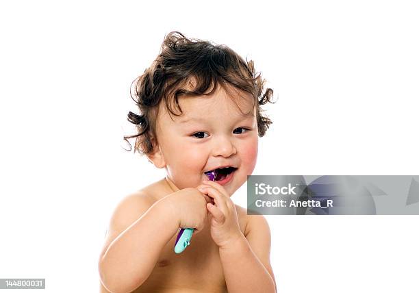 Limpieza Dientes Foto de stock y más banco de imágenes de 12-17 meses - 12-17 meses, Alegre, Alegría