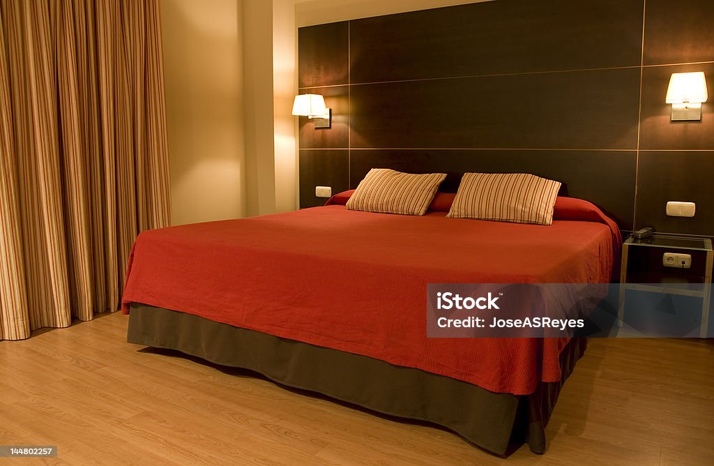 Habitación de Hotel - Foto de stock de Cama libre de derechos