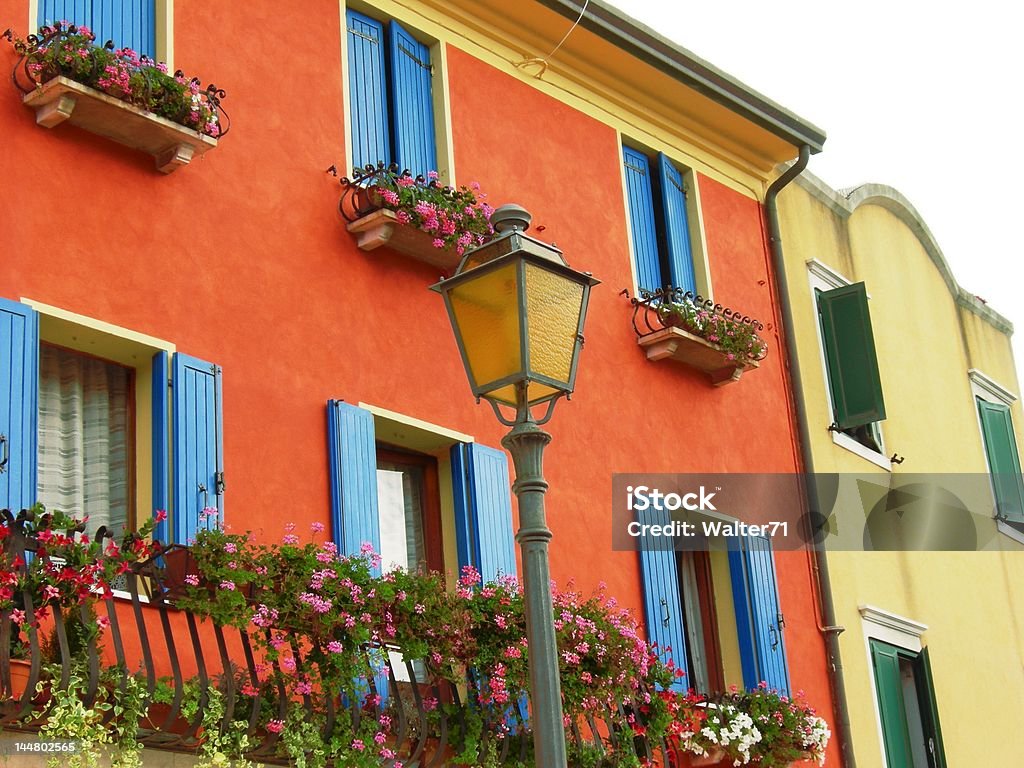 Caorle coloridas edifício da cidade - Foto de stock de Ajardinado royalty-free