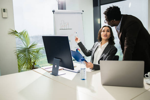 istock Business people 1448027390