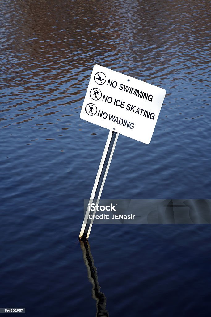 Placa de proibido nadar - Foto de stock de Autoridade royalty-free