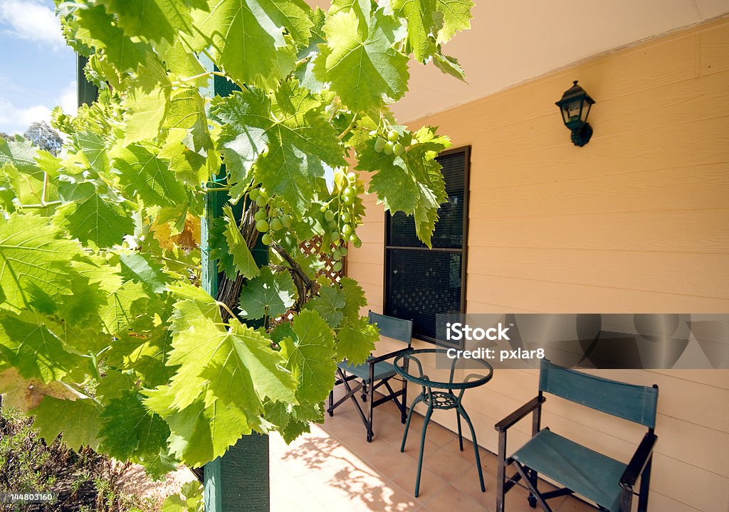 Holiday cottage in vigneto - Foto stock royalty-free di Australia