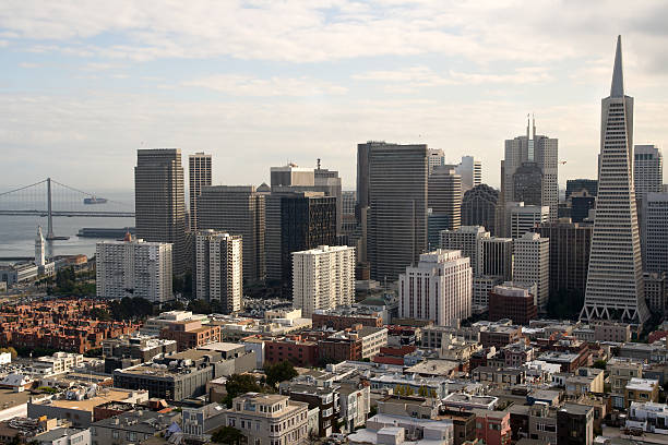 istock The Fascinating San Francisco Skyline 144804483