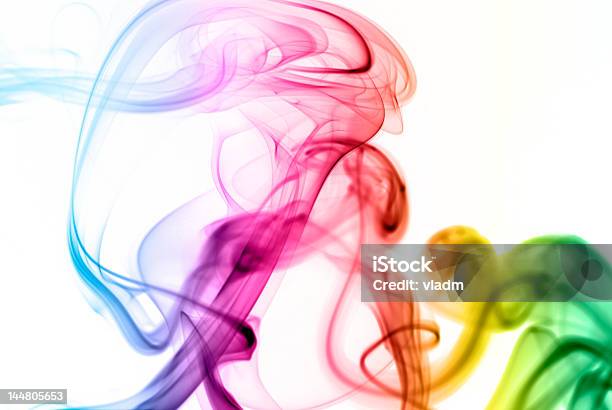 Arcoíris Colorido De Fumo - Fotografias de stock e mais imagens de Onda Sonora - Onda Sonora, Abstrato, Amarelo