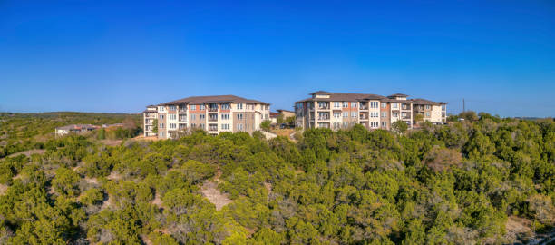 istock Austin, Texas- Complex apartment buildings near the cliff in a panoramic view 1448057592