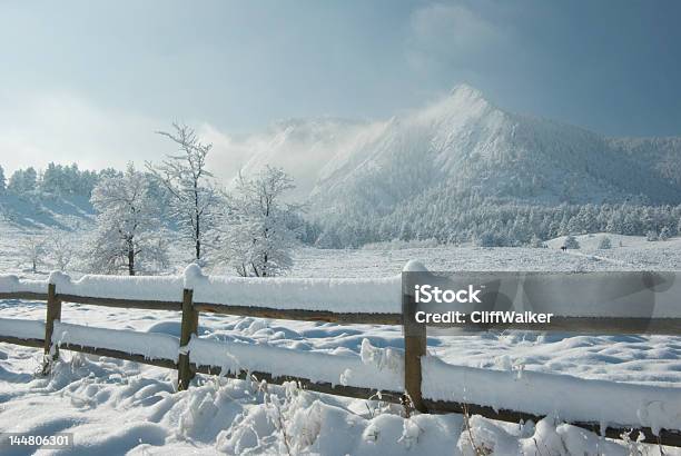Berge Nachdem Der Schneesturm Stockfoto und mehr Bilder von Boulder - Boulder, Winter, Colorado - Westliche Bundesstaaten der USA