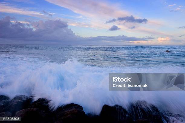 Foto de Ondas Do Oceano e mais fotos de stock de Antigo - Antigo, Areia, Atividade Física