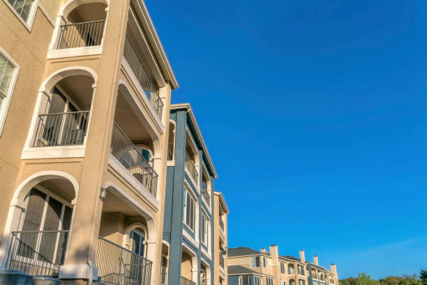 istock Austin, Texas- Low angle view of an apartment complex with balconies 1448073294