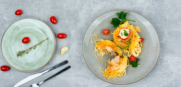 istock Spaghetti baked with meatballs 1448091406