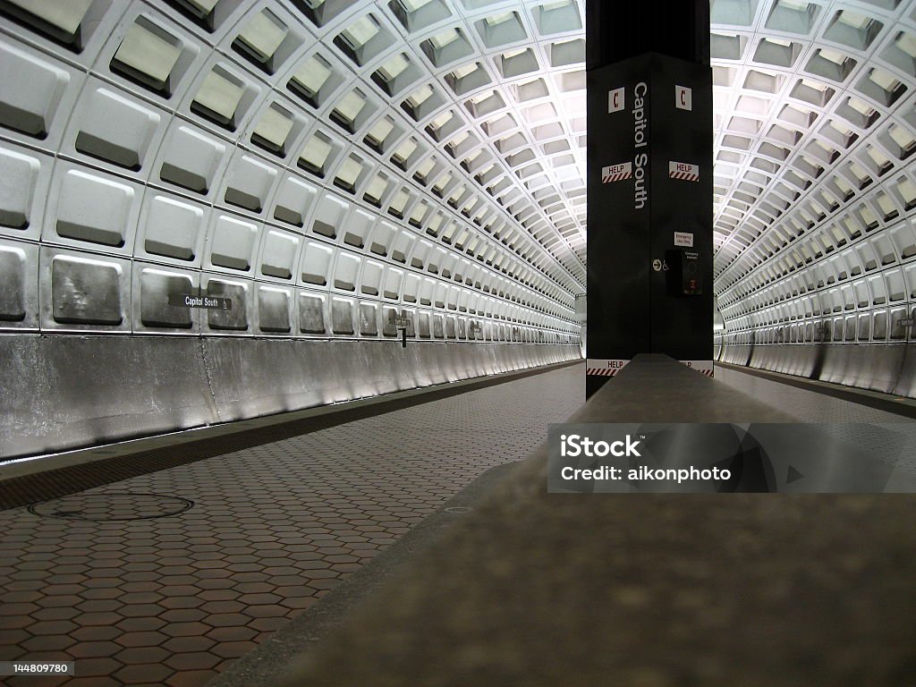 Metrô, Túnel - Foto de stock de Washington DC royalty-free