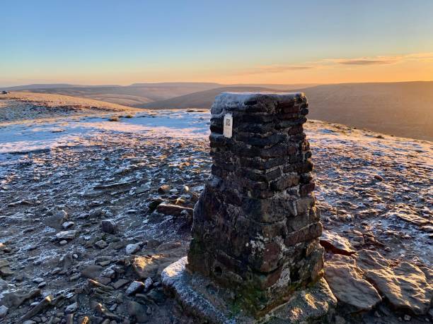 istock Pen-y-Ghent Sunrise 1448151408