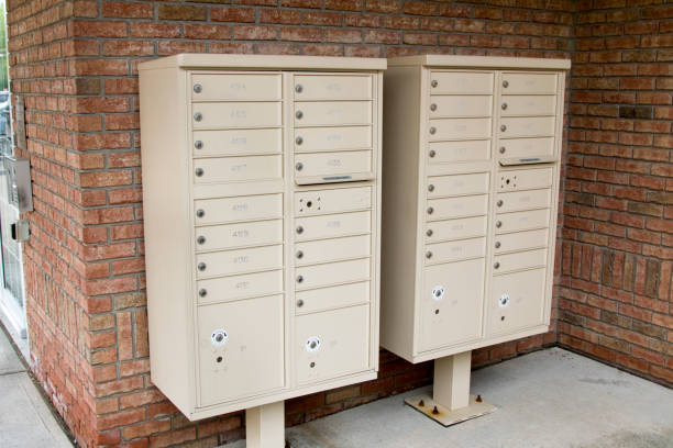 Mailboxes Lockers 510+ Mailbox Apartment Locker Package Stock Photos, Pictures & Royalty ...