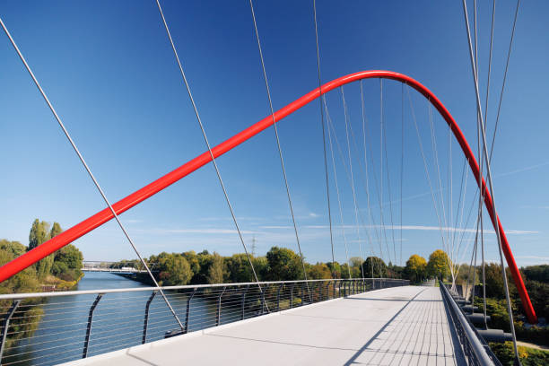 brücke über den rhein-herne-kanal - herne stock-fotos und bilder