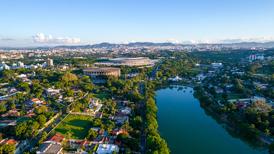 Vista aérea de la laguna de Pampulha en Minas Gerais, Belo Horizonte. photo